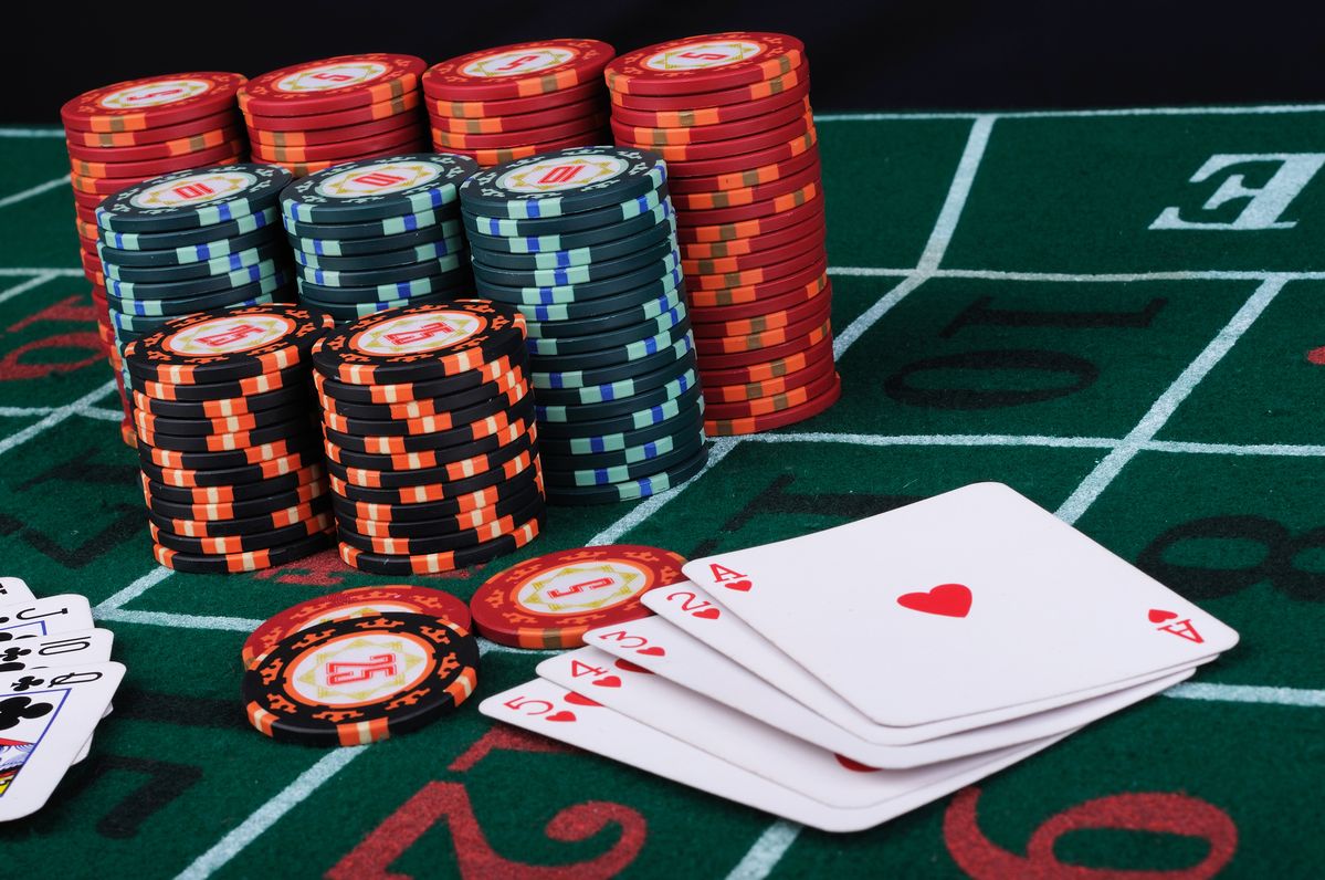Fortune Tiger Slot کھلاڑیوں کے لیے لائیو کیسینو سیکشن